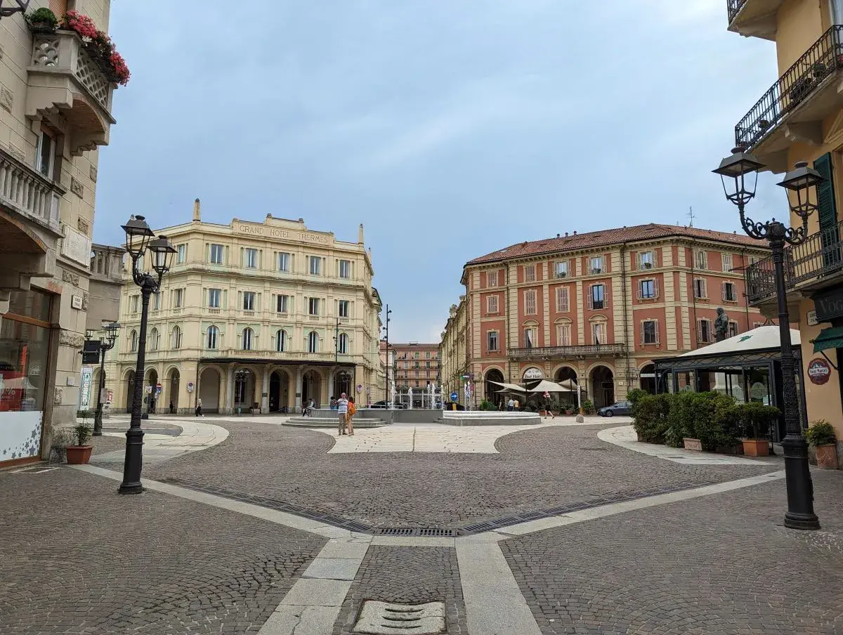 Piazza Italia and the Grand Hotel Nuove Terme are upon the Acqui Terme Things to see